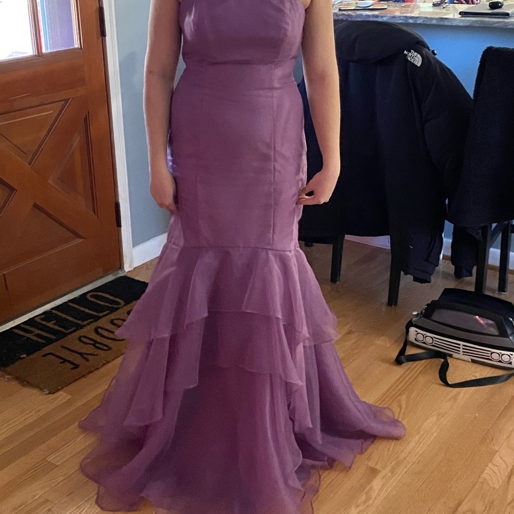 David's Bridal Lavender Strapless Fit and Flare Organza Dress SIZE 8 Prom - Picture 6 of 6
